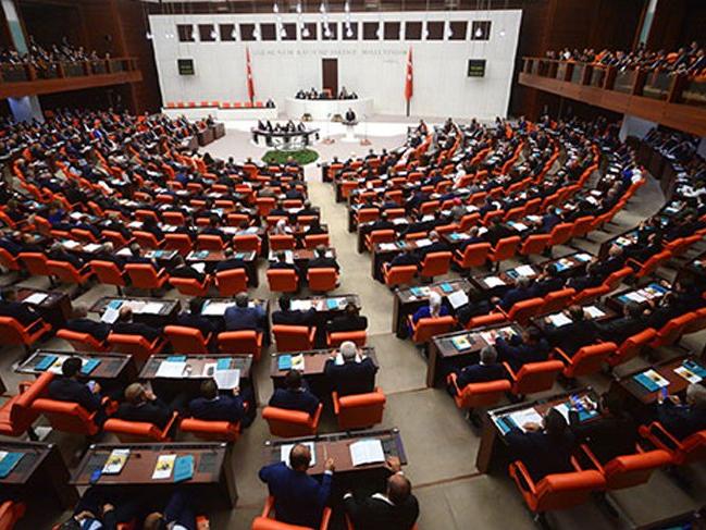 İYİ Parti’nin emeklilerle ilgili önergesi AKP ve MHP’nin oylarıyla reddedildi