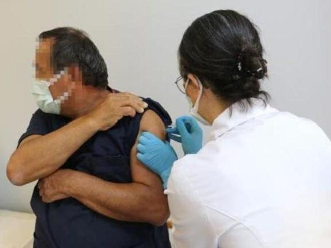 Türkiye'de denemeleri yapılan Covid-19 aşısında umut verici gelişme