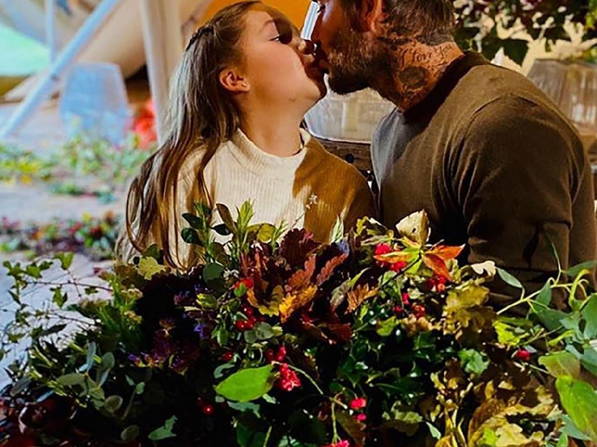 Beckham'dan kızına sosyal medyayı ikiye bölen öpücük