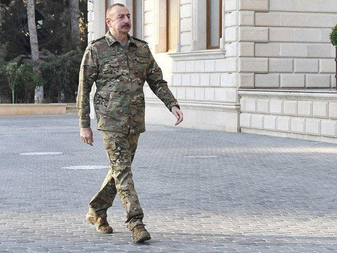 Aliyev'den çok sert Dağlık Karabağ çıkışı: Dışarıdan müdahale olursa F-16'ları görecekler