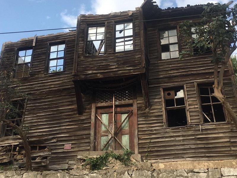 Hulusi Kentmen'in evi restore ediliyor
