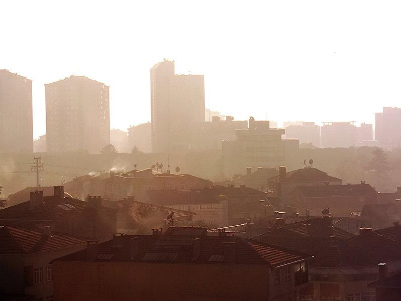 Hava kirliliği Covid-19’dan ölüm riskini arttırıyor