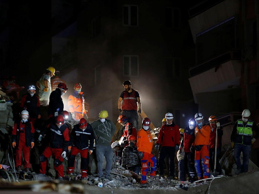 Fransa ve Yunanistan başı çekti! Deprem sonrası Türkiye'ye destek mesajı yağmuru