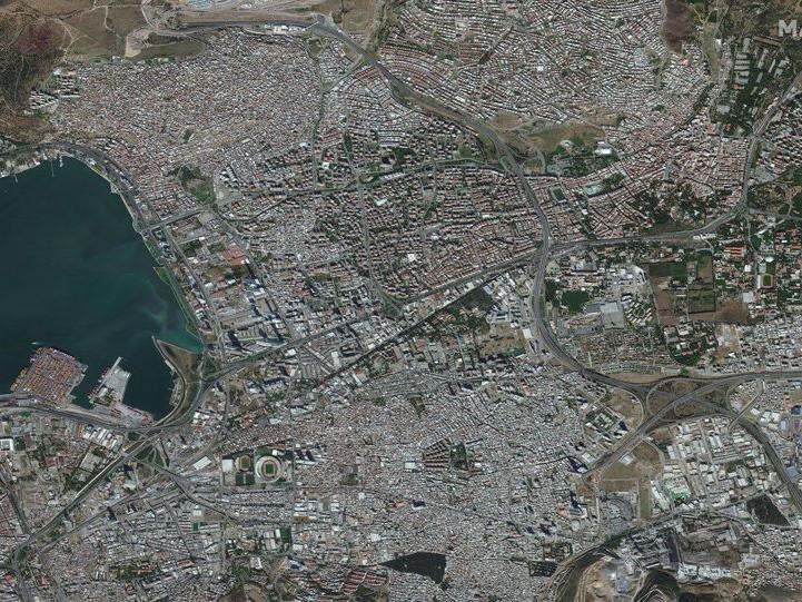 İzmir depreminin korkunç etkisi uydudan görülüyor