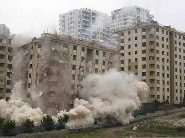 Depremde İstanbul'da 48 bin bina ağır hasar alacak