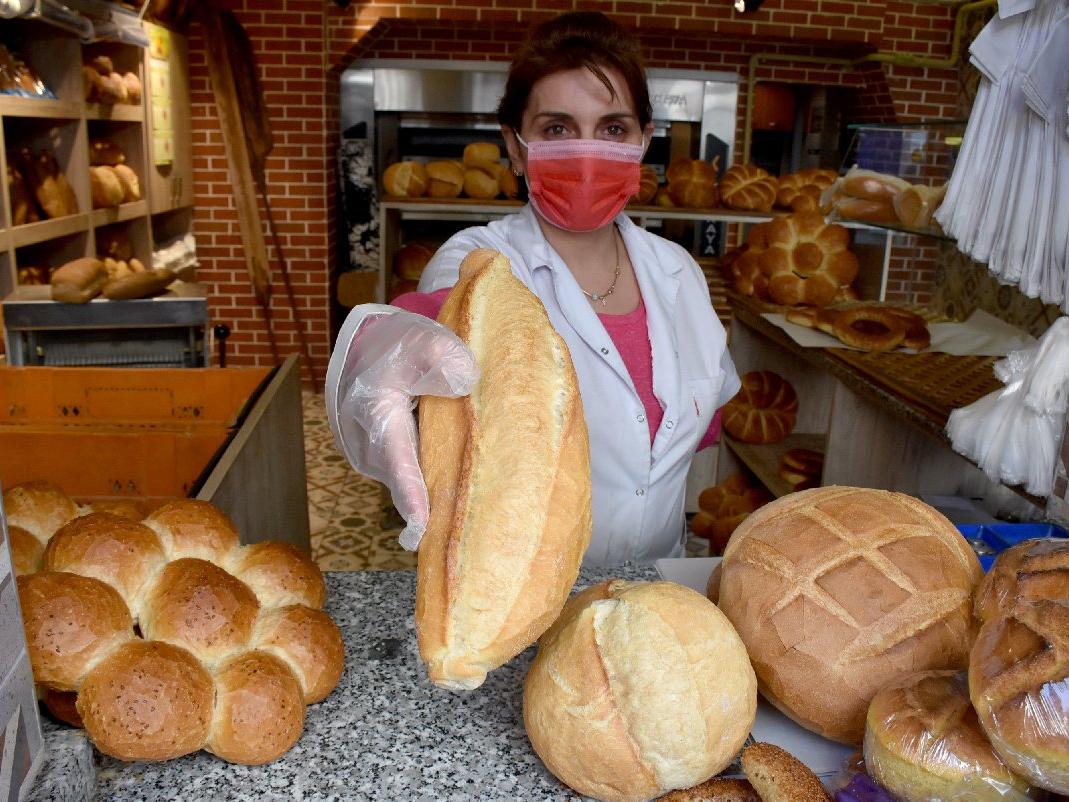 Edirne'de fırıncılar, zam kararı çıkmadan ekmeği 2 lira yaptı