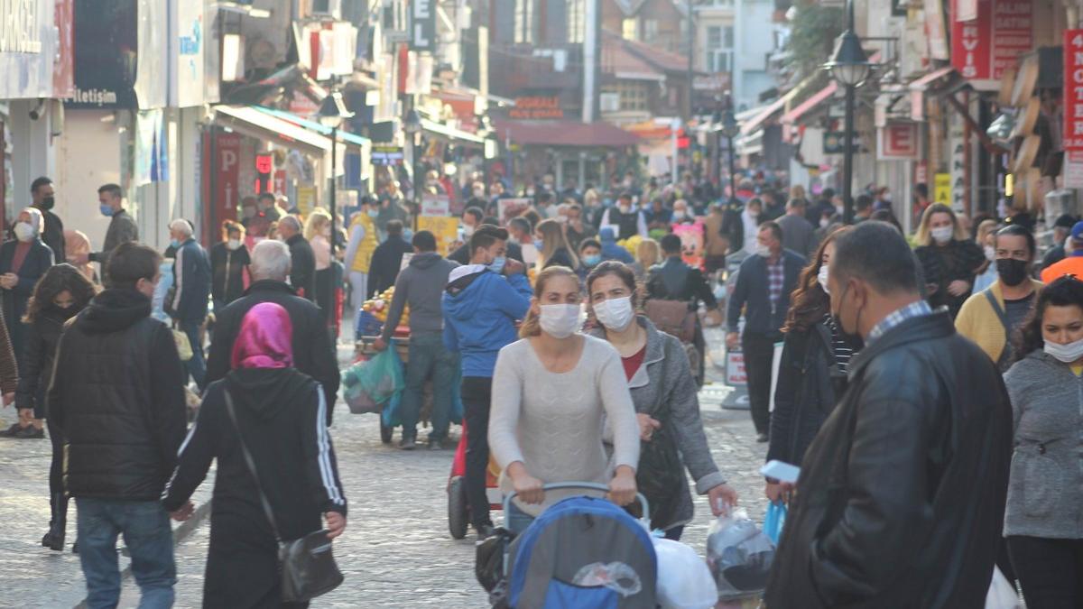 Üç kentte corona virüsü artışı Türkiye ortalamasının iki katı