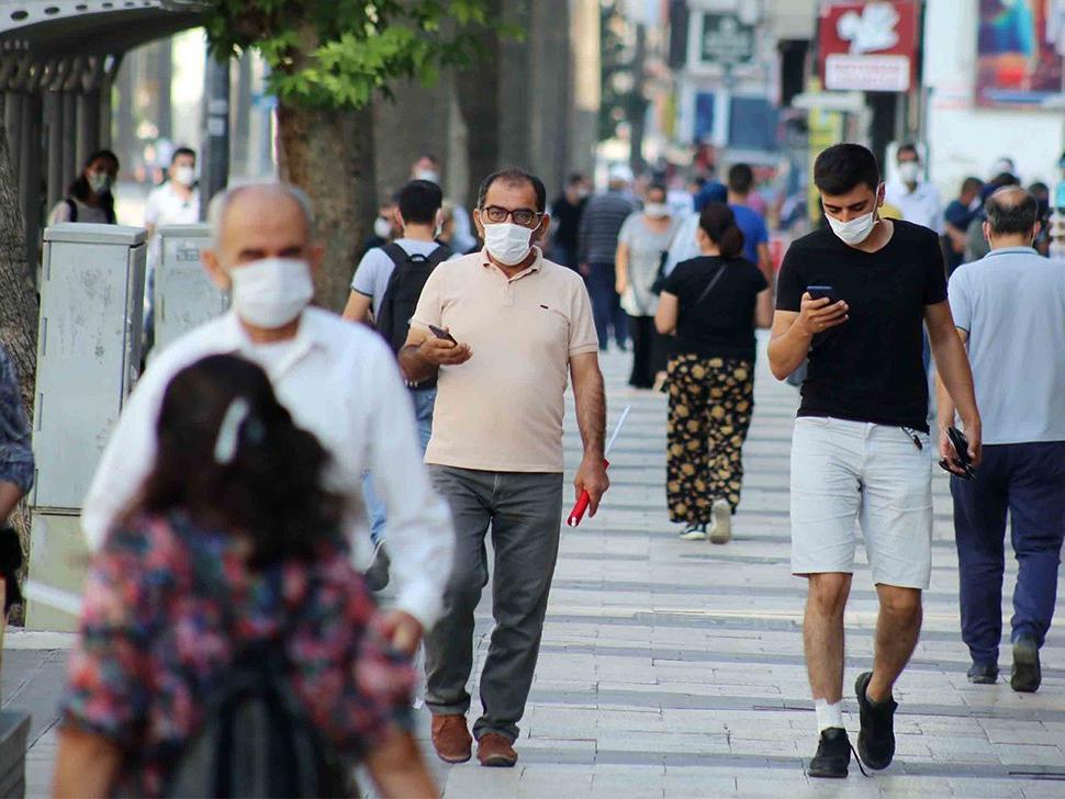 İzmir'de yeni corona yasakları açıklandı