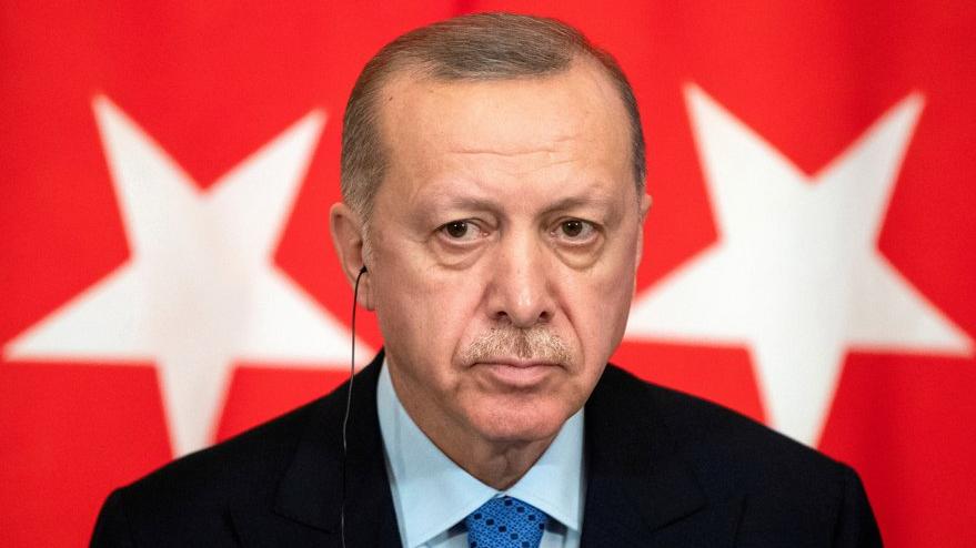 Financial Times'tan Erdoğan yorumu: Etrafını dalkavuklar sarmaladı