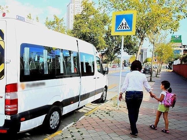 Veliler servis ücretinin peşine düştü