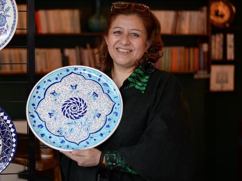 Başkentli kadınlar BELMEK’te 2 bin yıllık çini sanatını öğrenip, yaşatıyorlar