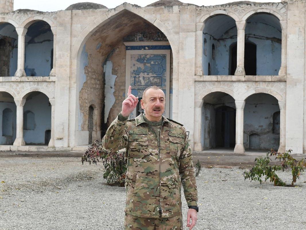 Aliyev 27 yıl sonra Ağdam'da: Vahşetin şahidini yeniden inşa edeceğiz