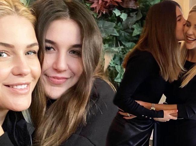 Emine Ün'ün kızı Duru 17 yaşında