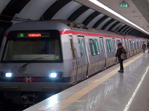 Yenikapı-Hacıosman metro hattında intihar girişimi