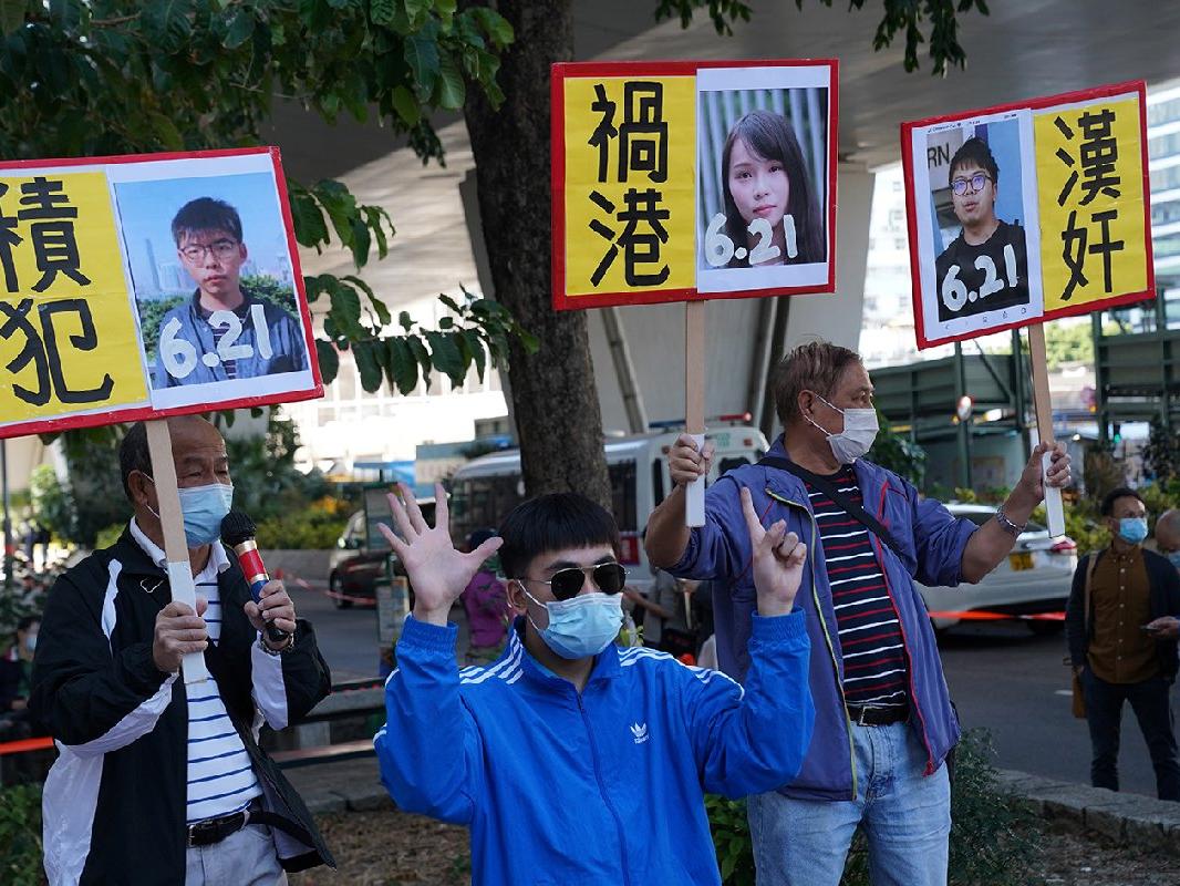 Hong Kong'daki gösterilerin sembol isimlerine hapis cezası