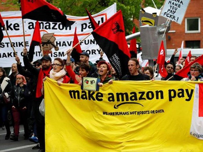 Dünyanın en zengin adamı Bezos'a karşı işçiler ayaklandı