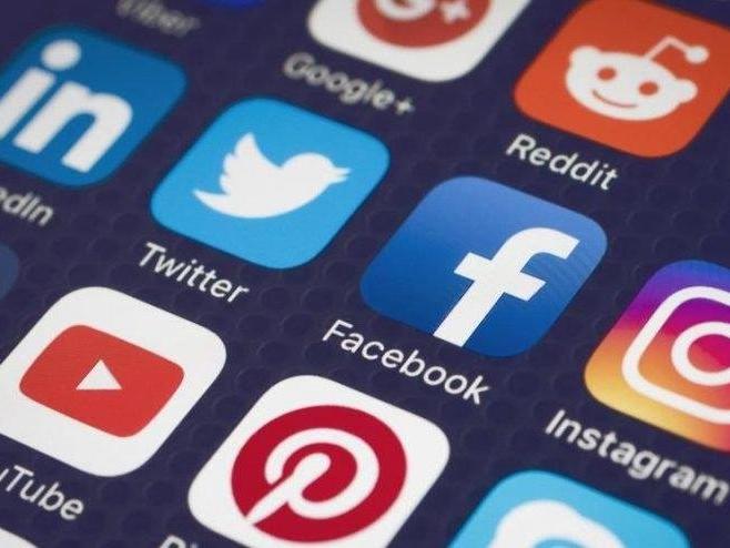 Sosyal medya şirketlerine 30'ar milyon TL ceza