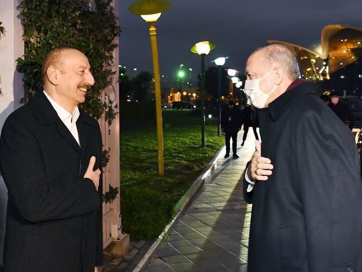 Erdoğan ve Aliyev'den Dağlık Karabağ mesajı: Ermenistan'a kapalı olan kapıları açarız