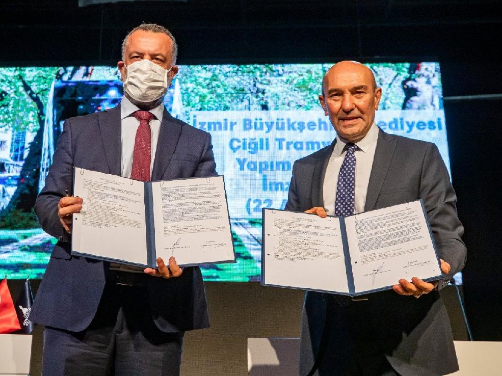 11 kilometrelik Çiğli Tramvayı'nın yapım sözleşmesi imzalandı