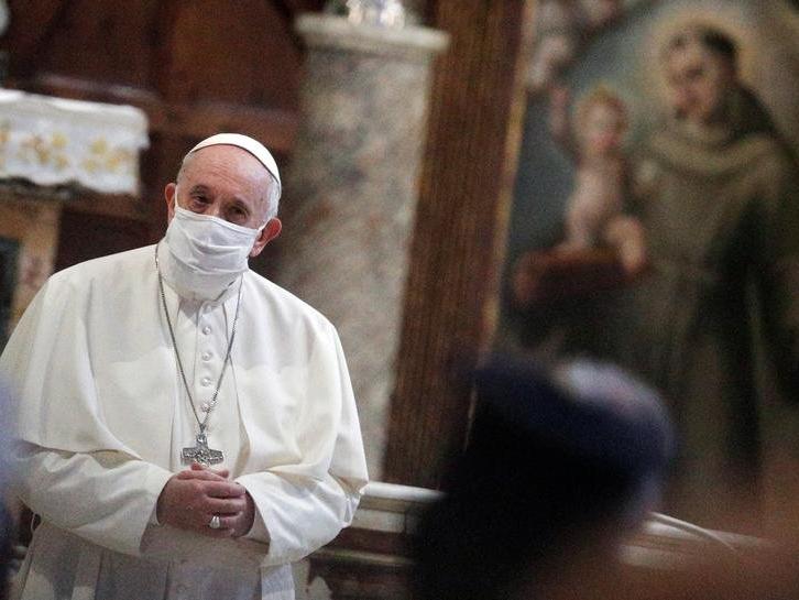 Papa Francesco'dan aşı çağrısı: Herkese açık olmalı
