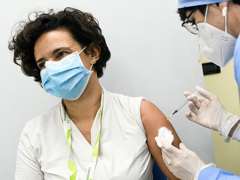 Corona virüsü aşısı sırası için 20 bin TL teklif ediyorlar