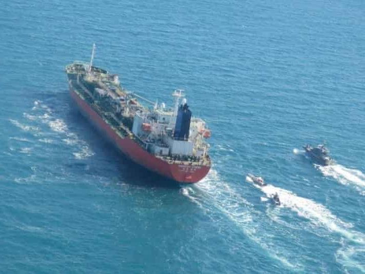 İran, Güney Kore gemisine el koydu
