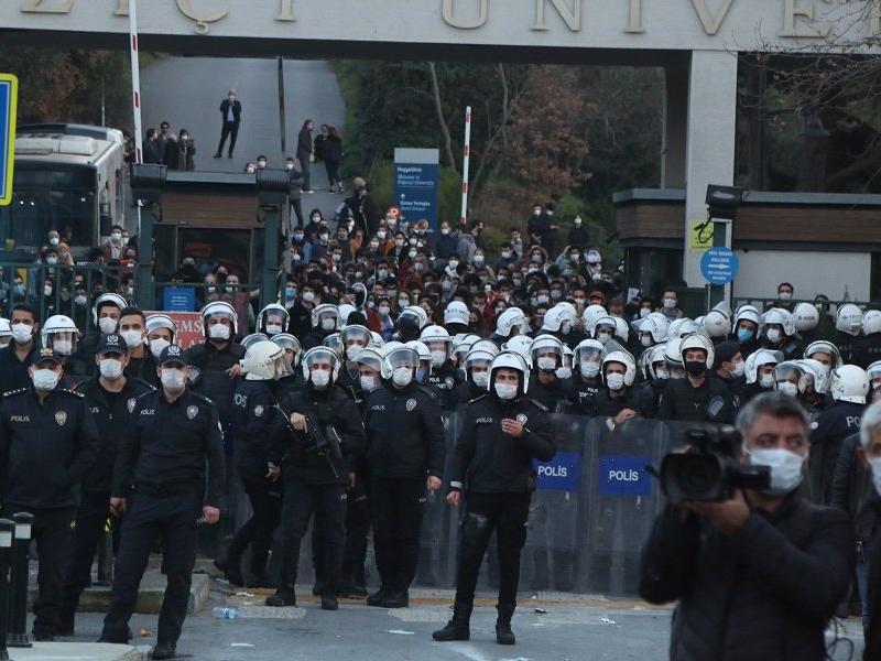Beşiktaş ve Sarıyer'de eylem yasağı