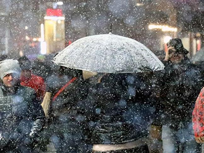 Fırtına, yağmur, kar... Meteoroloji'den art arda İstanbul uyarıları