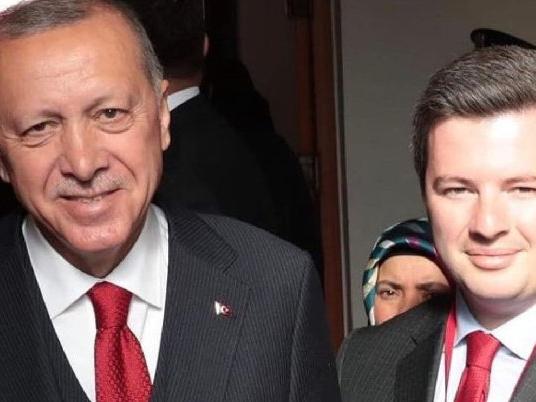 AKP’li belediye meclis üyesi 'avukat' aşı oldu... Sosyal medyadan tepki topladı
