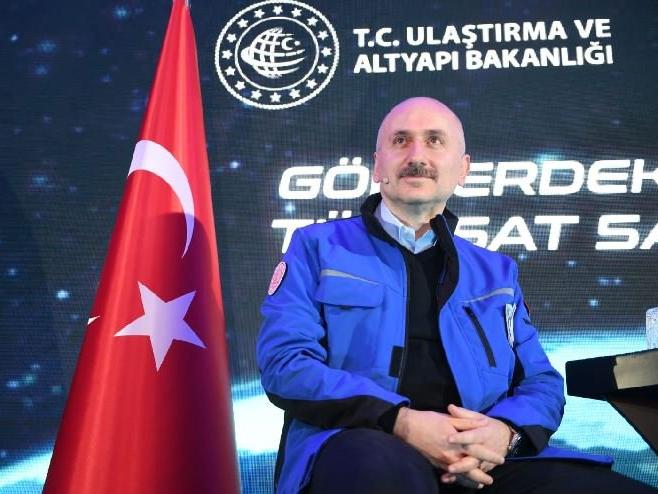 Bakan Karaismailoğlu: Türksat 5A uydusunun yörünge yükseltme operasyonları başlatıldı