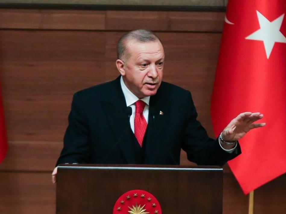 Erdoğan: Ne Türkçe'ye ne de İngilizce'ye uyan tuhaf bir dil ortaya çıktı