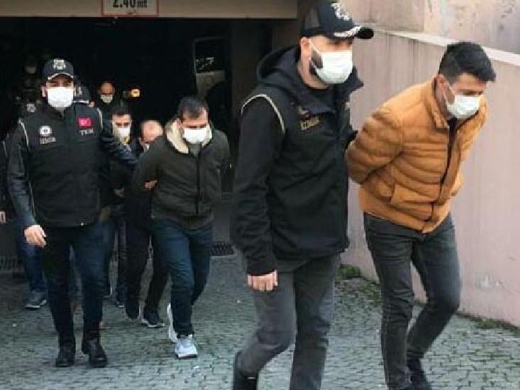 İzmir merkezli FETÖ operasyonunda 25 tutuklama
