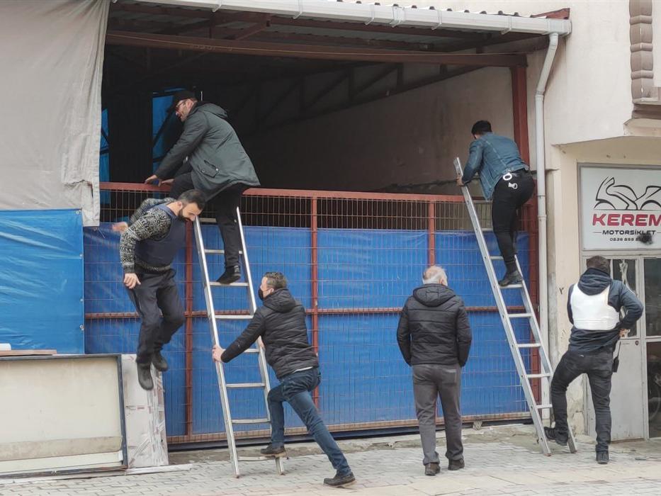 Bursa’da polise ateş edip kaçan şüpheli suç makinesi çıktı