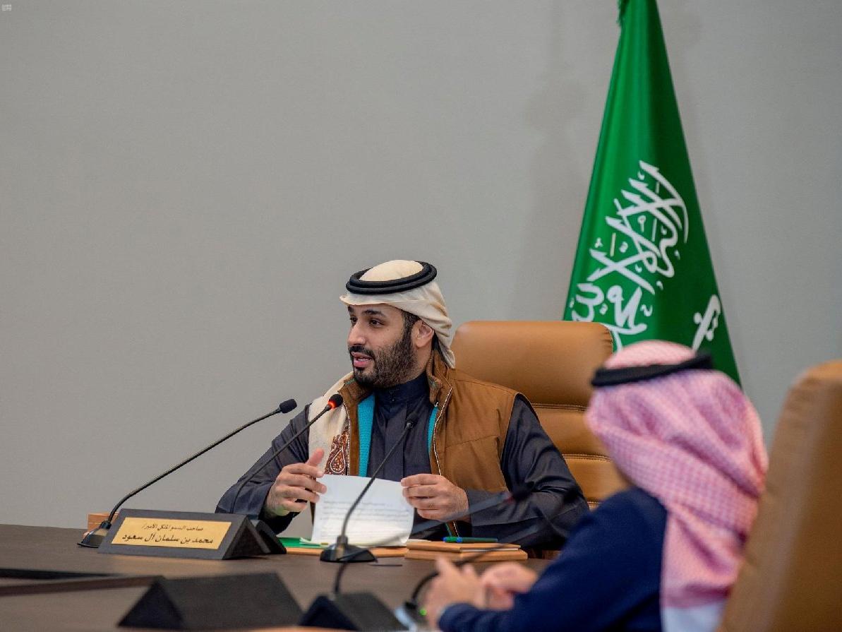 Suudi Arabistan petrolü bırakmak için adım atıyor