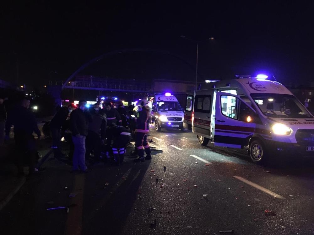 Ankara-İstanbul yolunda kaza