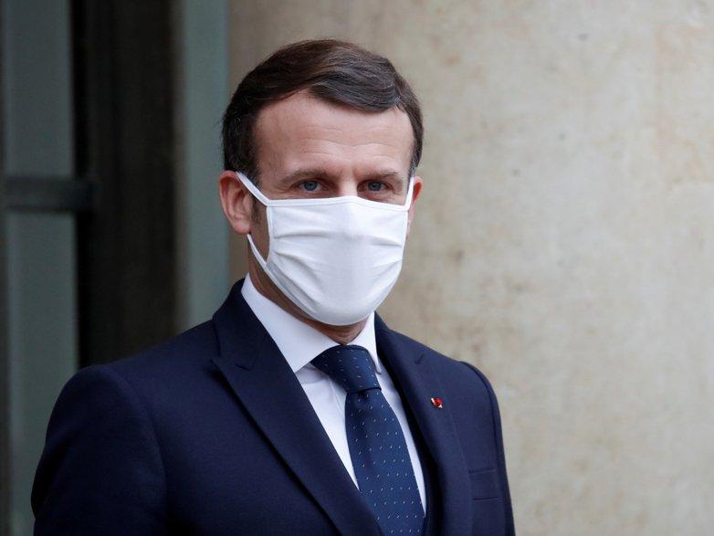 Macron'a corona aşısı suçlaması