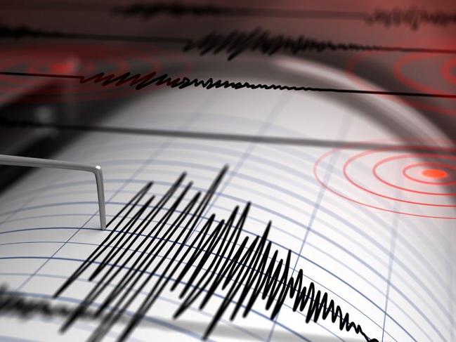 İzmir açıklarında 4.8 büyüklüğünde deprem (Son depremler)