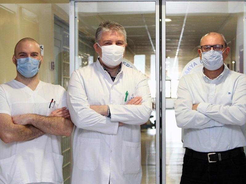 Türk üroloji hekimleri, laparoskopik cerrahide dünyada bir ilki gerçekleştirdi