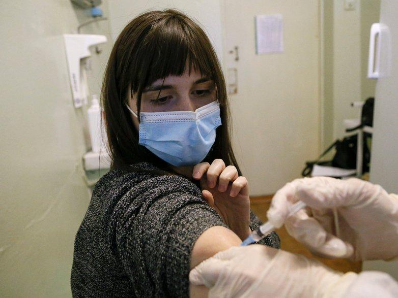 Corona aşısında rezalet: 1500 gönüllüye eksik doz vermişler