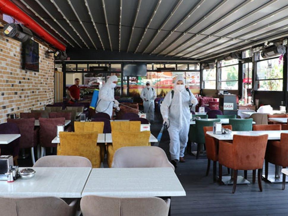 Kafe ve restoranlar açılacak mı? Bakan Koca'dan kritik açıklamalar