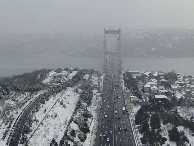 İstanbul Valiliği'nden soğuk hava ve kar yağışı uyarısı