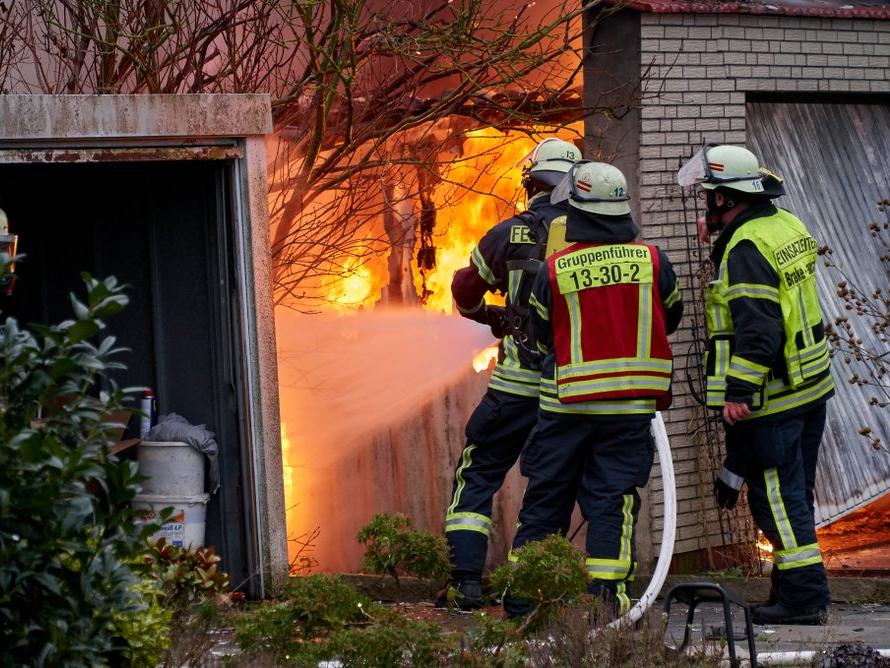 Almanya'da şüpheli yangın: Aynı aileden 5 kişi can verdi