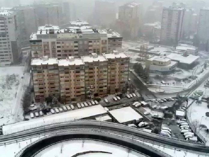 Sistem erken giriş yaptı! Kar İstanbul'da ne zamana kadar sürecek?