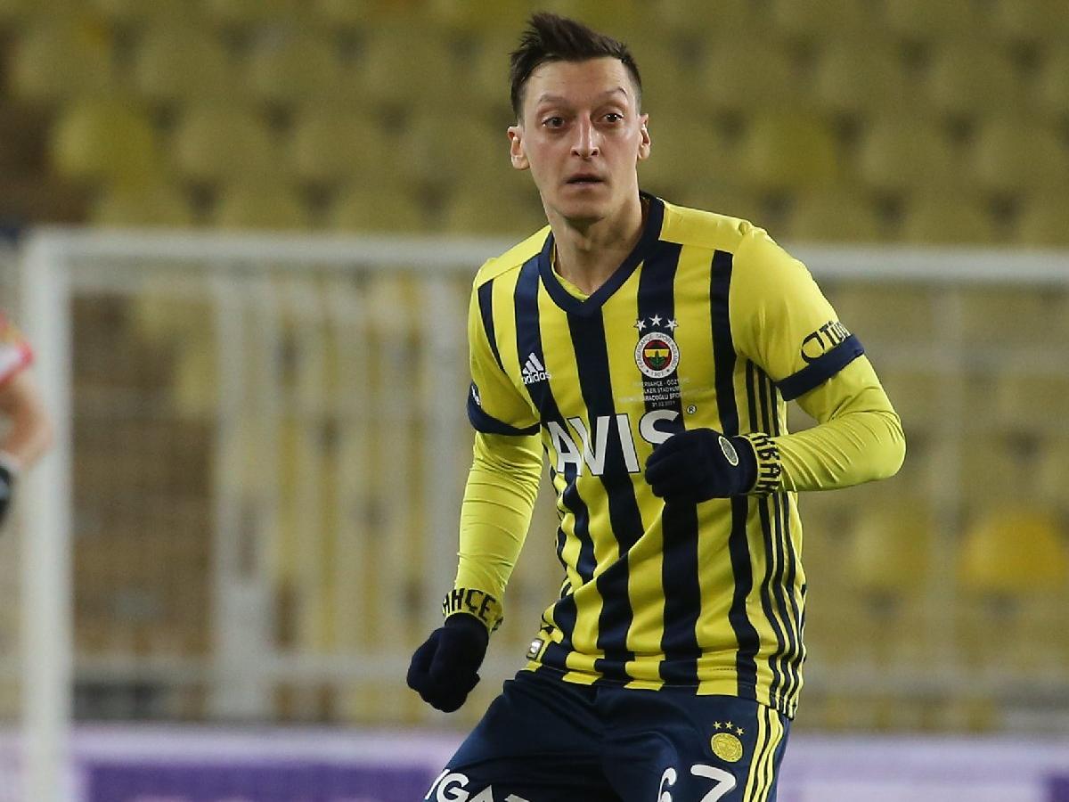 Mesut Özil Almanya'da gündem oldu... Fenerbahçe-Göztepe maçı öncesi...