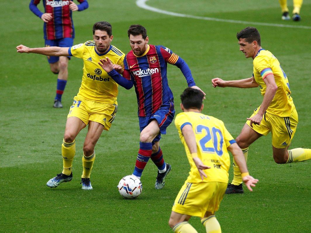 Barcelona yara aldı, Messi bir rekor daha kırdı