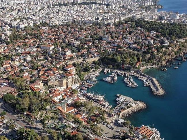 Vakaların arttığı Antalya’da 55 noktada karantina kararı