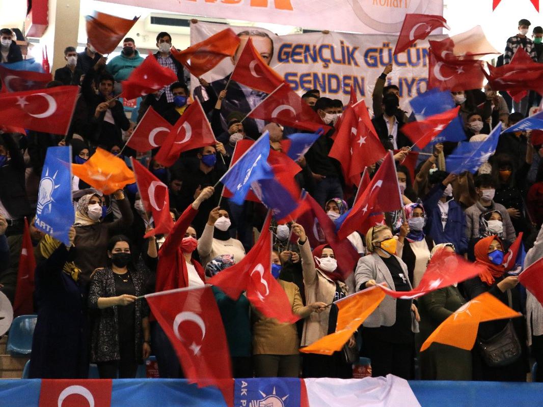 AKP kongrelerinin yapıldığı illerdeki vaka sayılarında artış yaşandı