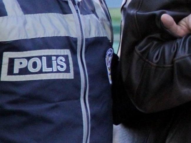 Ankara'da pavyona çevrilen 2 kafeye yapılan baskında 40 kişi yakalandı