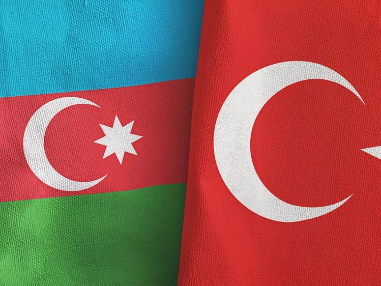 Azerbaycan'dan gümrük vergisiz gıda ithalatı