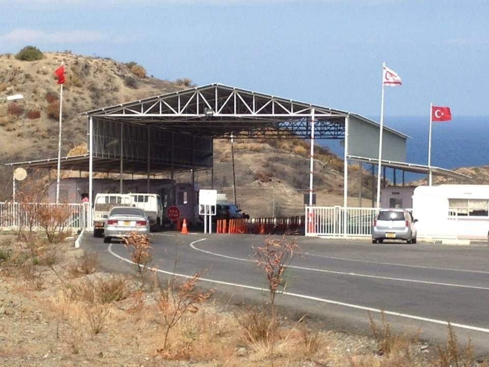 Rum Yönetimi'nden Kuzey Kıbrıs'a provokatif engel